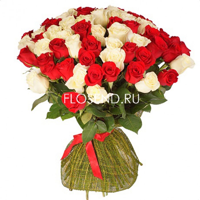 Букет «101 красных и белых роз»