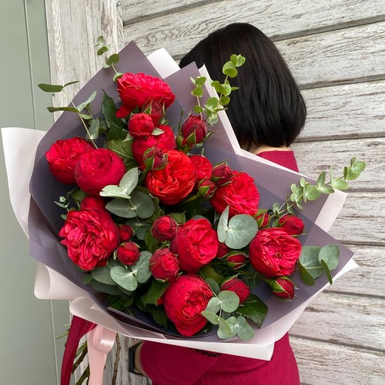 Букет «Красных пионовидных роз» - фото 3